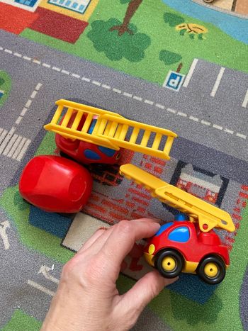 4 petite voiture de la marque smoby