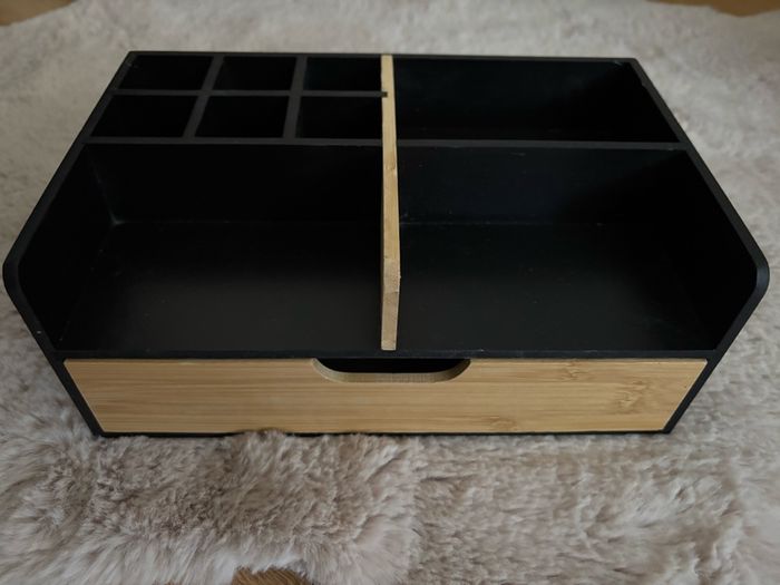 Boîte de rangement maquillage