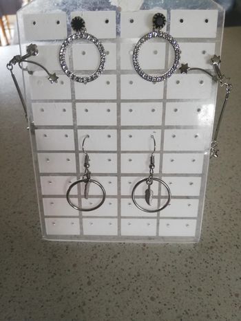 3 paires de boucles d'oreilles