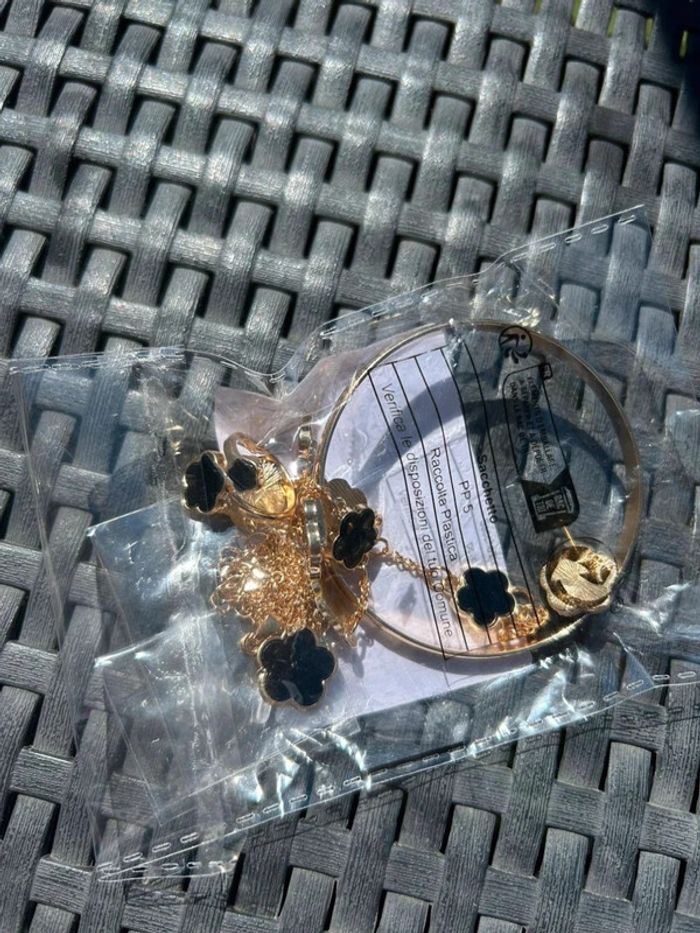 Ensemble parure bijoux en alliage trèfle porte bonheur - photo numéro 3