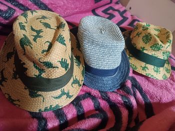 Lot chapeaux