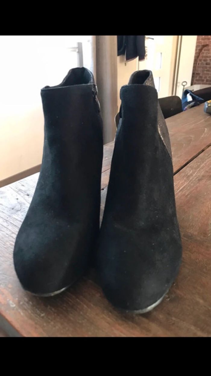 Jolies bottines noires et or , taille 40 - photo numéro 7