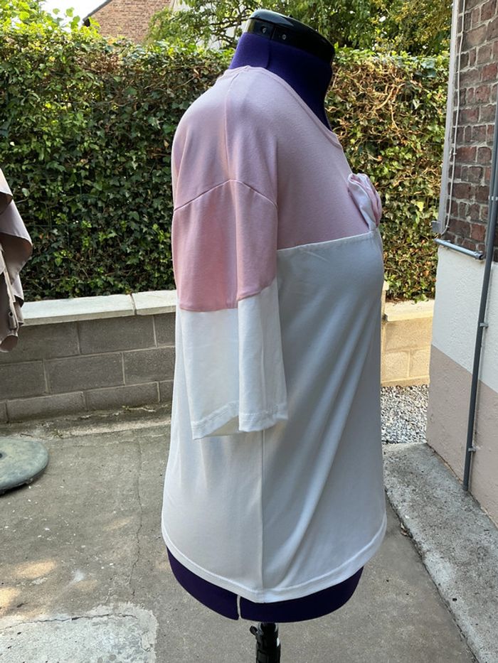 Tee-shirt  mignon rose et blanc motif lapin XXL - photo numéro 3