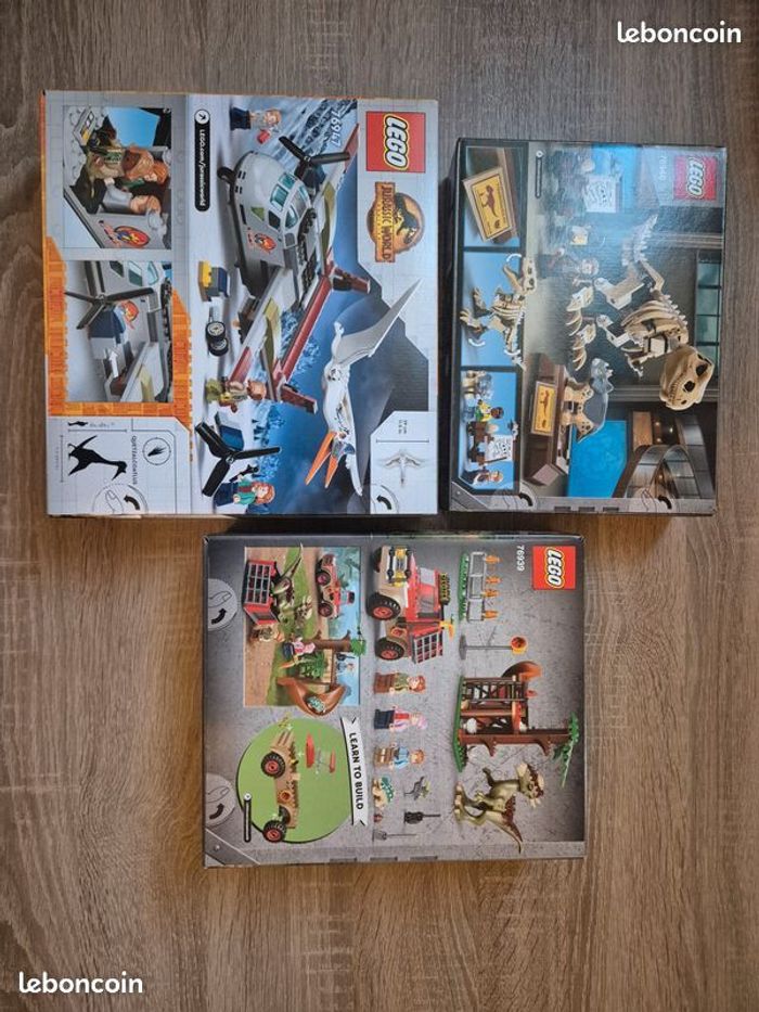 NEUF Lot de 3 boites de Lego Jurassic World / Parc 76940 + 76939 + 76947 - photo numéro 2