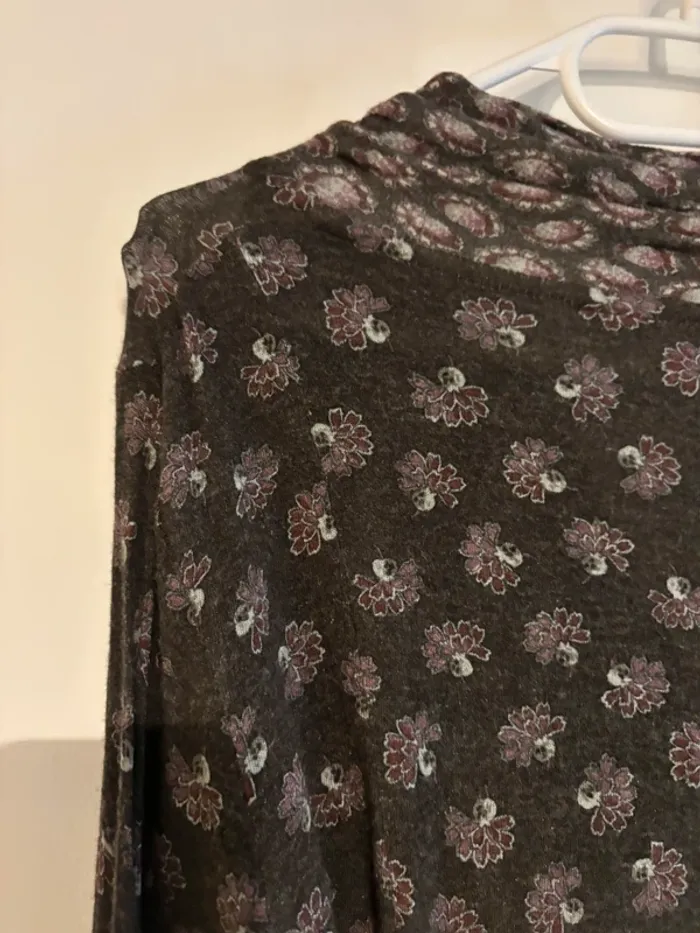 Blouse femme col V taille 42 - XL en très bon état - photo numéro 7