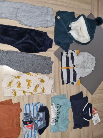 Lot tenues 3 mois multimarqu3s