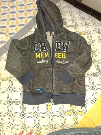 Sweat à capuche 6 ans