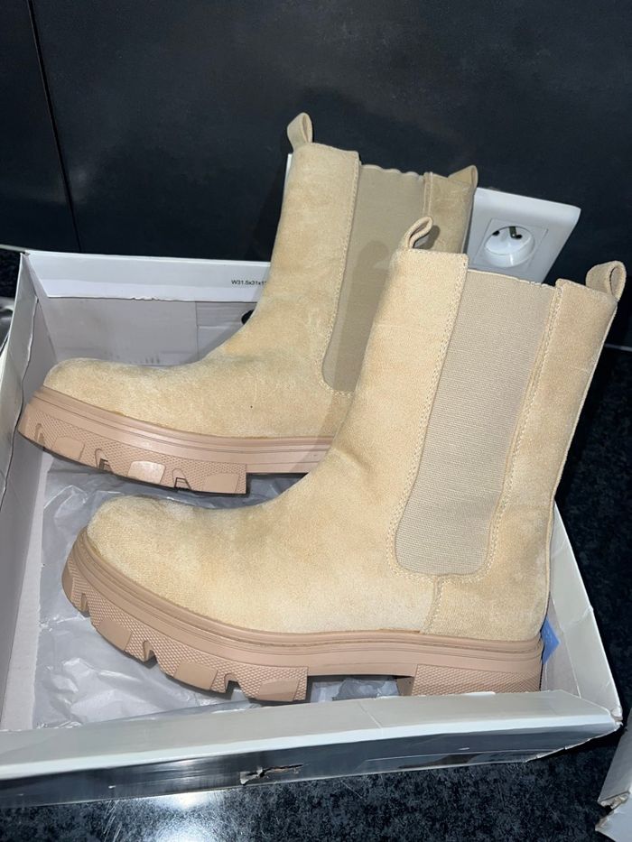 Bottes beige - photo numéro 2
