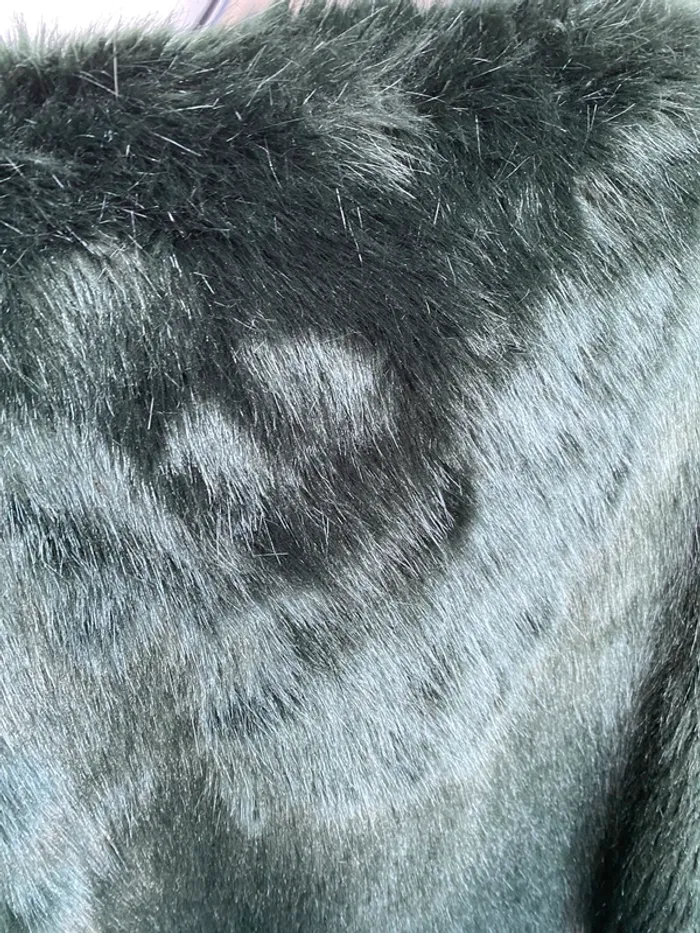 Manteau fausse fourrure vert bouteille - photo numéro 5
