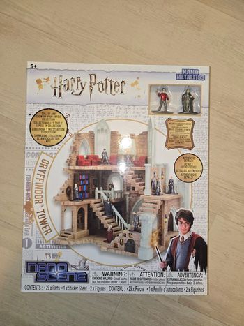 Harry potter tour de gryffondor neuve