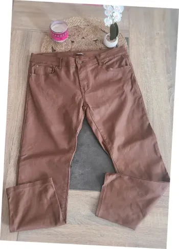 Pantalon marron Taille 40