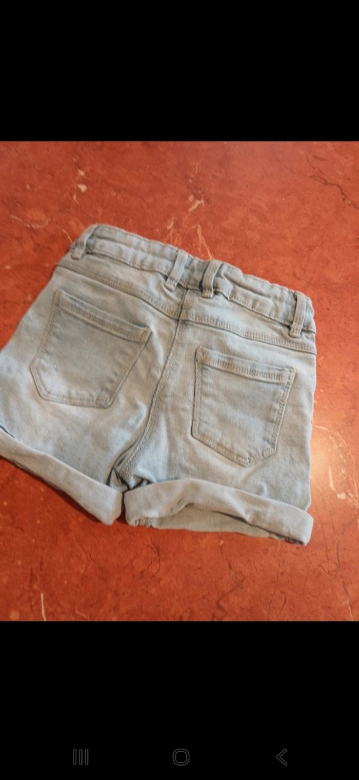 Short fille taille 5 ans - photo numéro 3