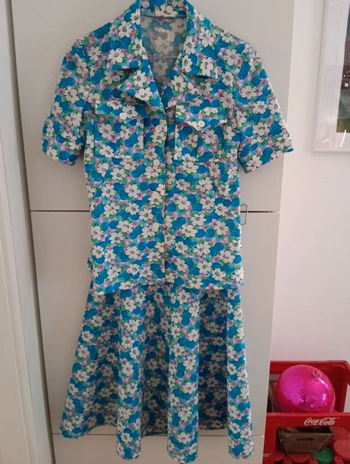 Magnifique Ensemble vintage 70's bleu fleurs roses /blanches taille 34 - photo numéro 2
