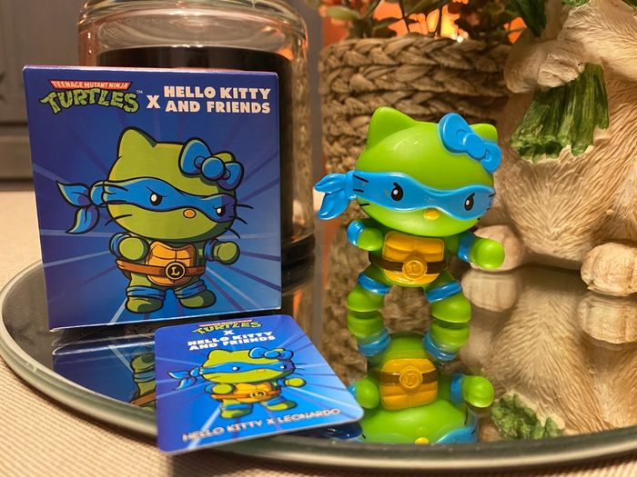 Jouet Hello Kitty et Tortues Ninja Leonardo du Happy Meal McDonald's 2025 - photo numéro 1