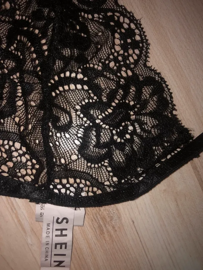 soutien gorge en dentelle Taille M - photo numéro 4