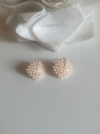 🌸Puces d'oreilles perles beiges et zirconium années 80 "Vintage" 🌸