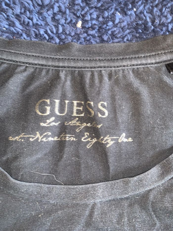 Magnifique t-shirt femme guess - photo numéro 3