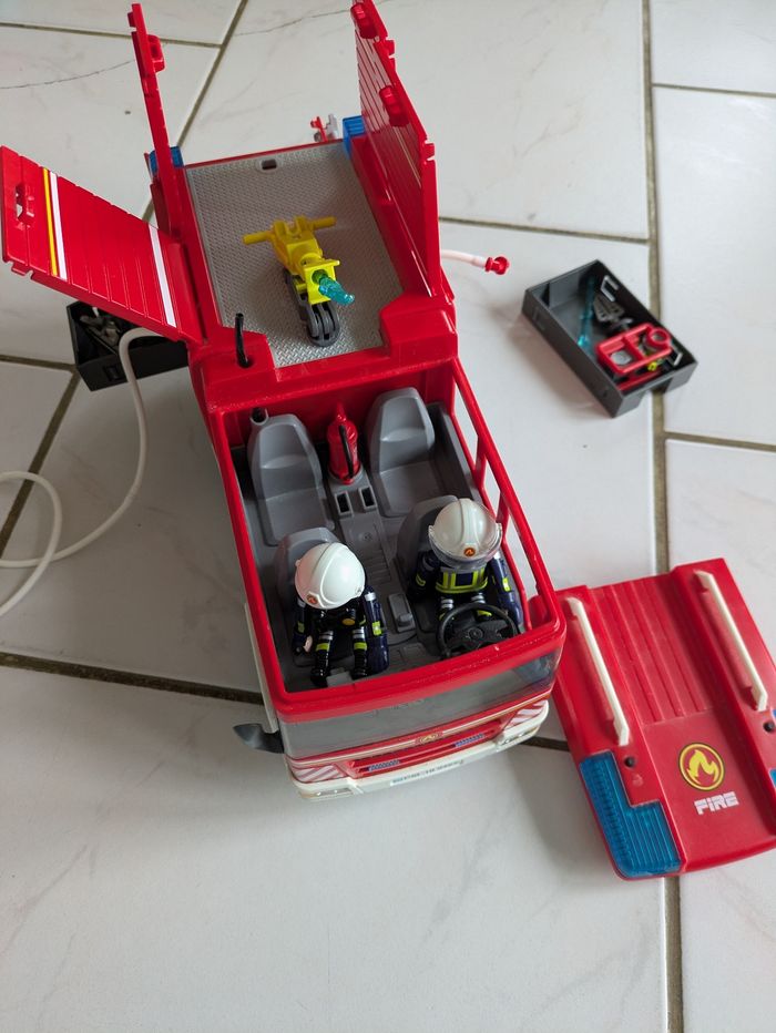 Camion de pompier Playmobil 9464