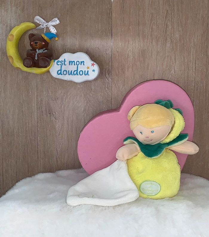 DDC277 doudou et compagnie pomme 🍏