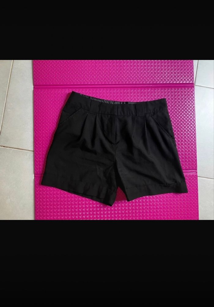 Short taille haute noir - photo numéro 3
