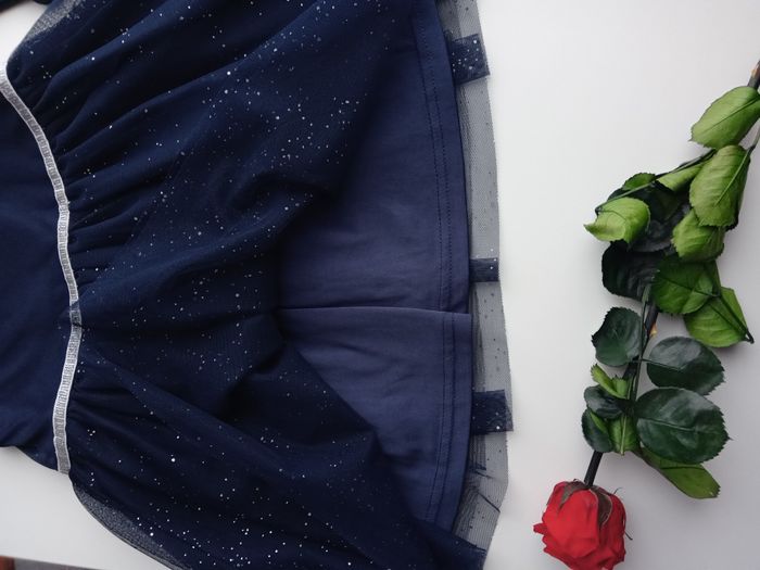 Magnifique robe bleu nuit et argentée 3 ans - photo numéro 2