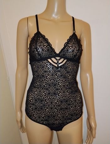 Body undiz taille M noir 
