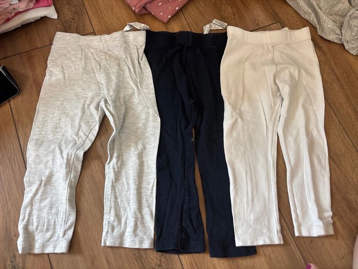 Lot 3 legging kiabi mixtes 24 mois