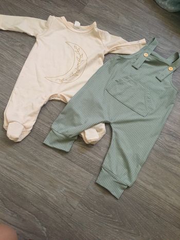 Lot salopette et body