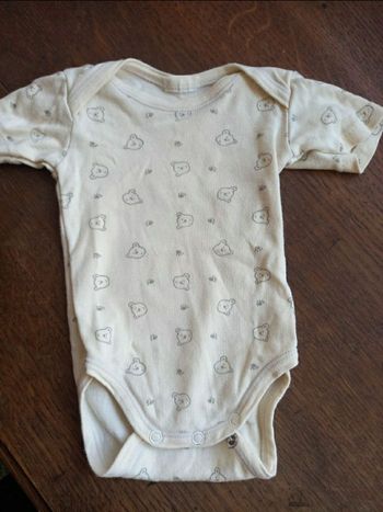 (N°3) body 1 mois jaune ourson