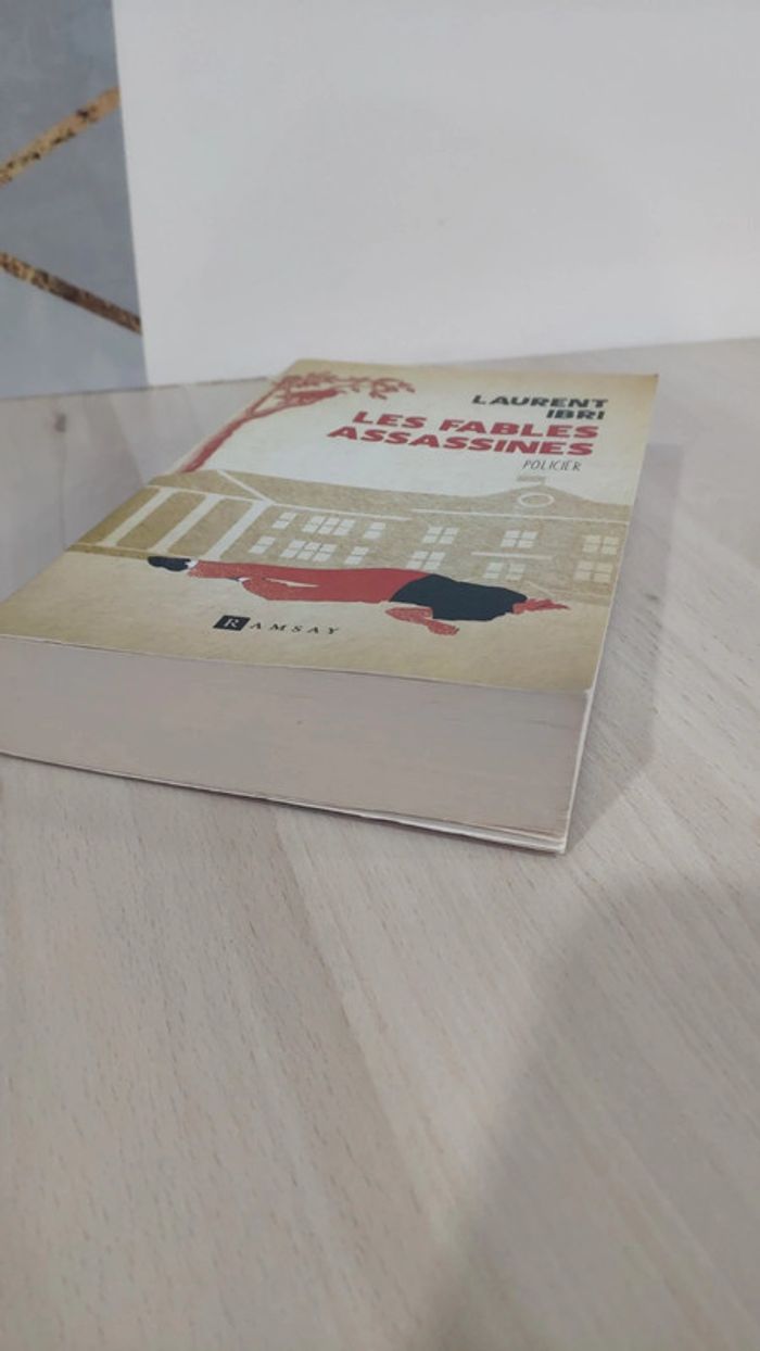 Livre grand format policier les fables assassines Ibri - photo numéro 2