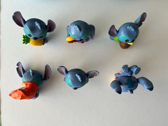 Lot ou à l’unité figurines Stitch feed me série 1 avec capsule - photo numéro 3