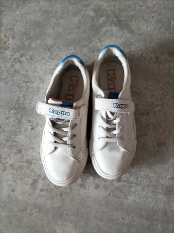 Baskets taille 32 Kappa