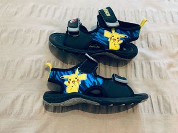 Sandales Pokémon