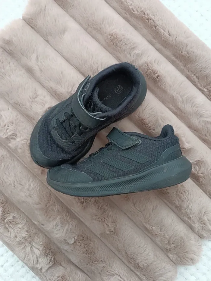 🔸 Baskets à Scratch Adidas Cloudfoam Enfant - Pointure 28🔸