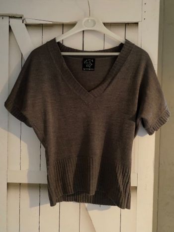 T-shirt col V
