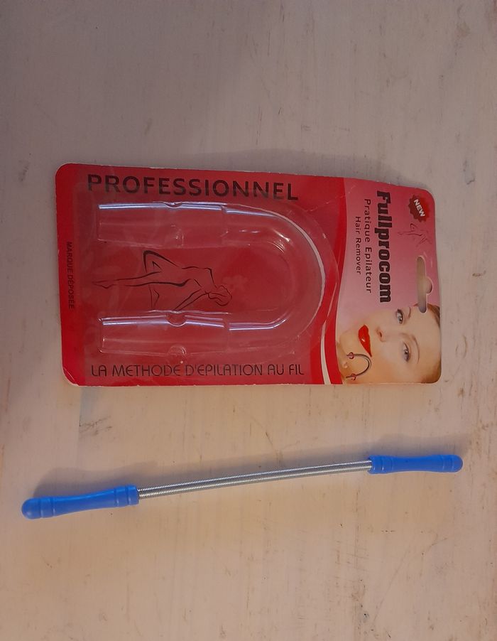 Accessoire professionnel d'épilation comme au fil - photo numéro 1