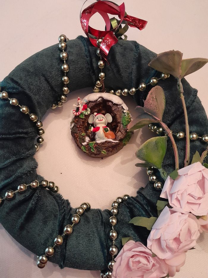 Couronne de noel en satin - photo numéro 2