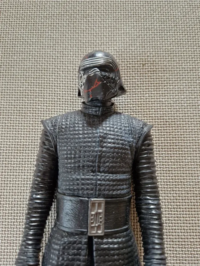 Figurine Kylo Ren - Star Wars - 30 cm - photo numéro 2