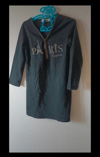 Robe.