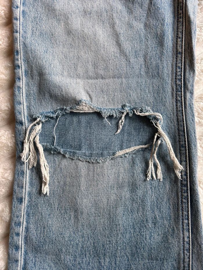 Jean troué bleu Stradivarius 38 - photo numéro 8