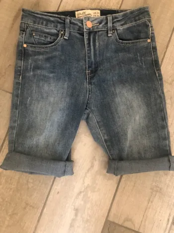 Short jeans Jennyfer taille 34