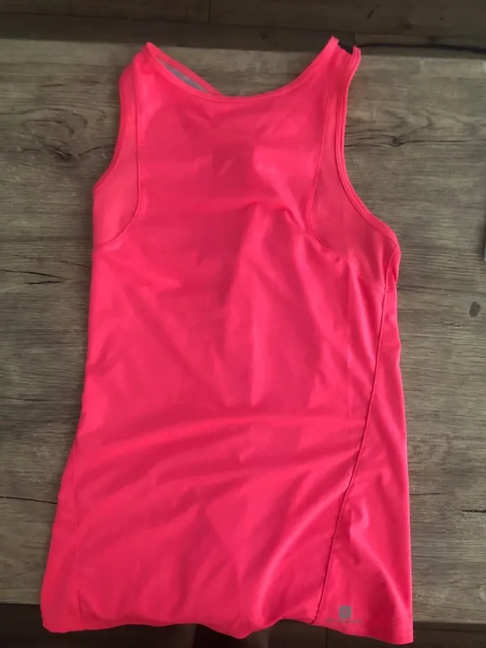 Débardeur rose de sport