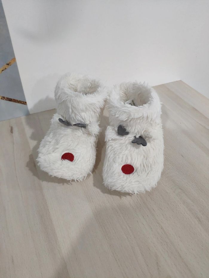 Chaussons soft boa fourrés rennes blancs fille Okaïdi taille 25/26