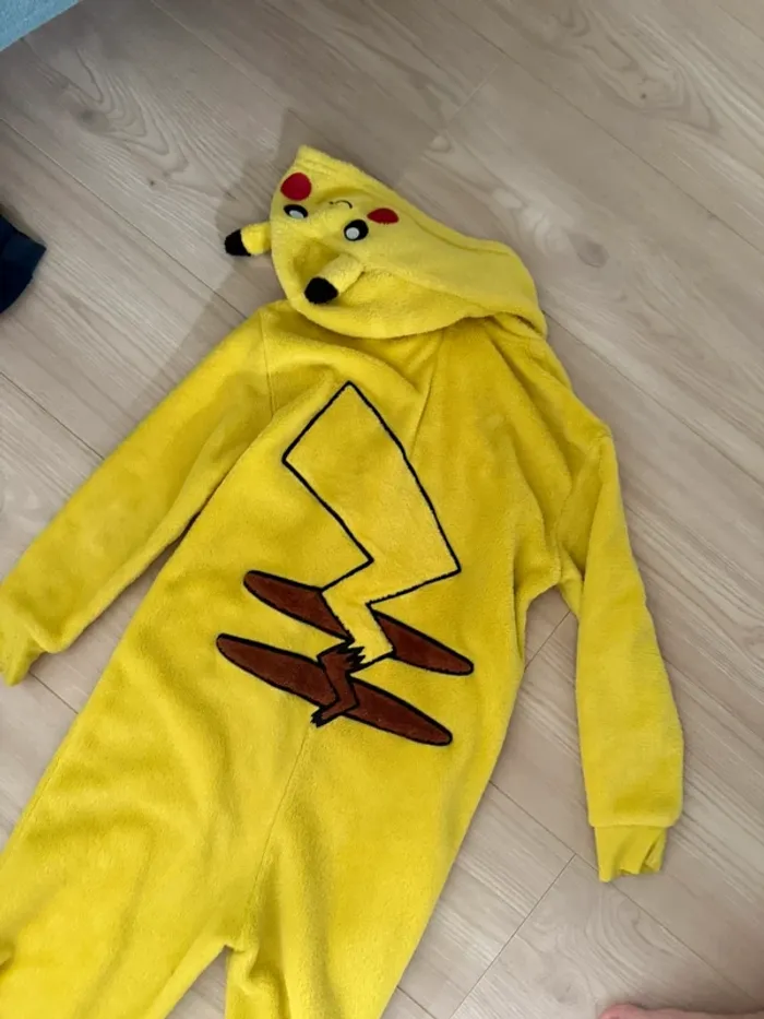 Combinaison pikachu - photo numéro 4