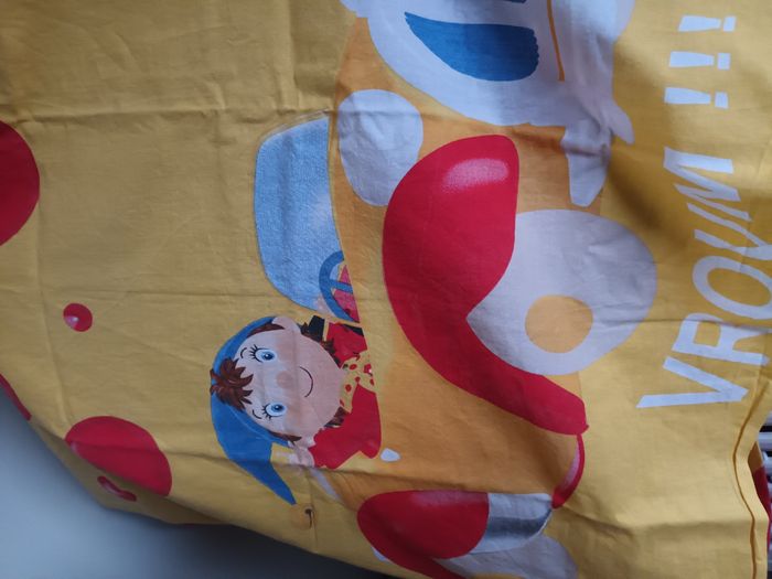 Taie d'oreiller Oui-oui avec peluche - photo numéro 2