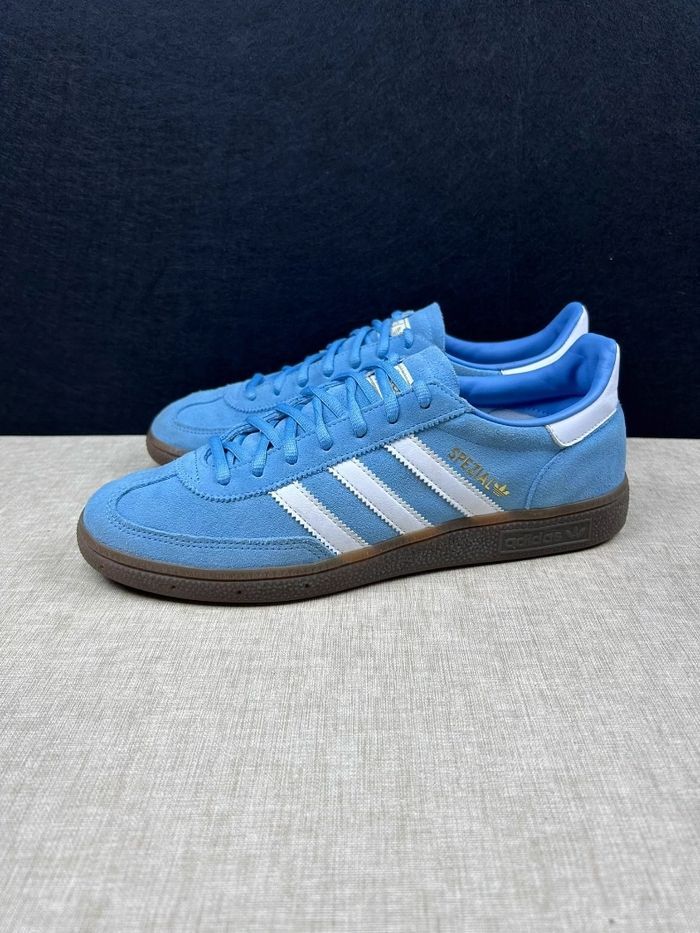 Spécial Adidas Handball 37 - photo numéro 2