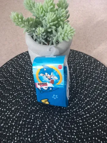 Lot 3 paires chaussettes Sonic the Hedgehog – 23/26 – Neuf