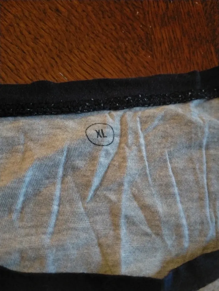 T-shirt xl - photo numéro 2
