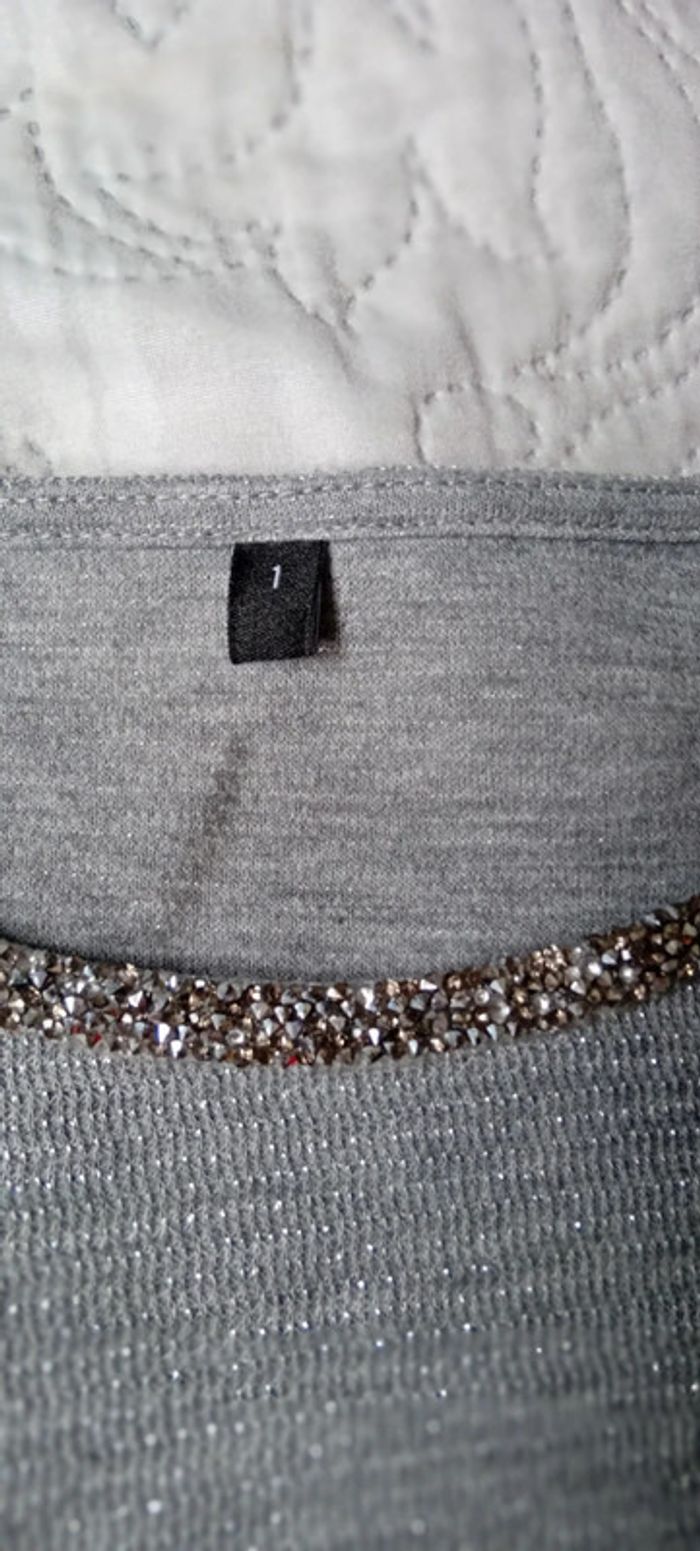 Pull de fêtes fin fil métallique argenté col strass gris femme Taille 1 - photo numéro 13