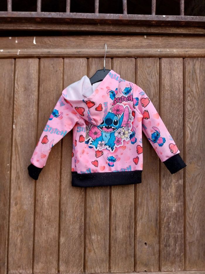 Pull bébé fille 2 ans stich - photo numéro 2
